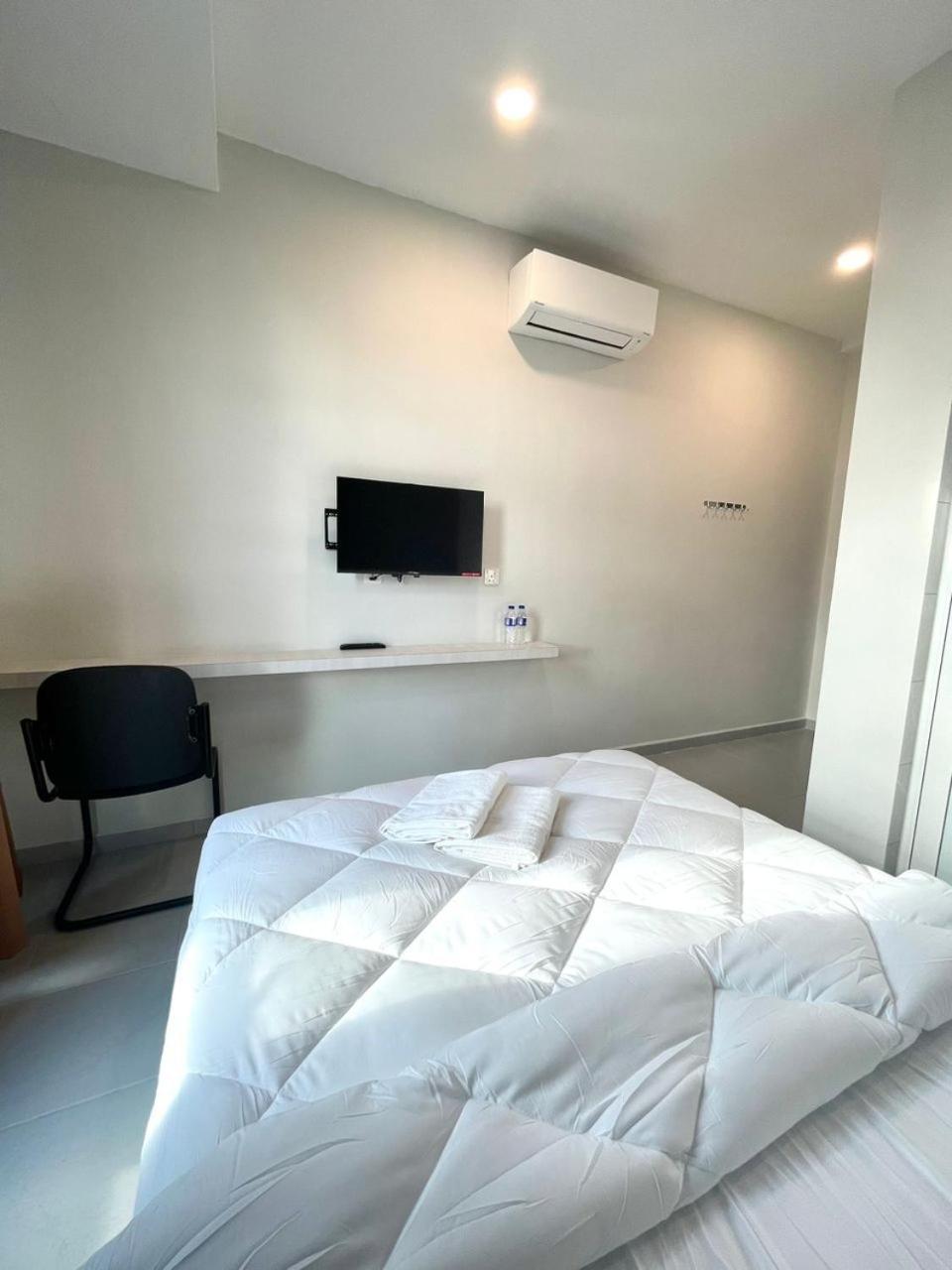 Garden Inns Motel Kangar Esterno foto